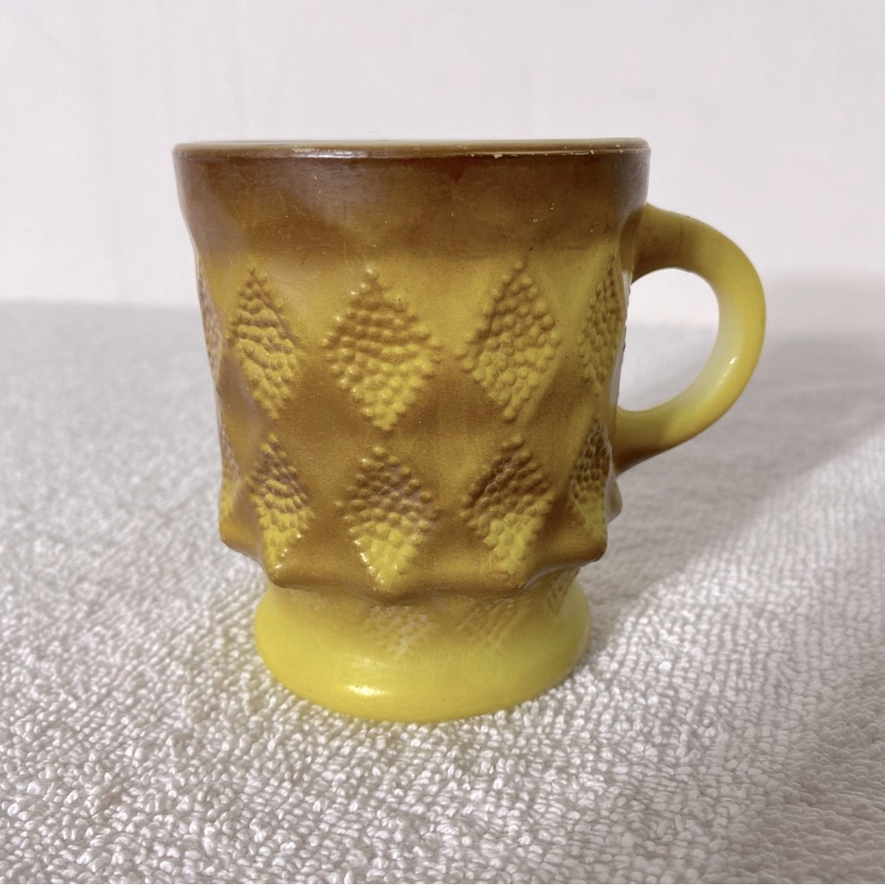 Vintage Anchor Hocking Fire King Yellow Brown Textured Diamond Kimberly Mug